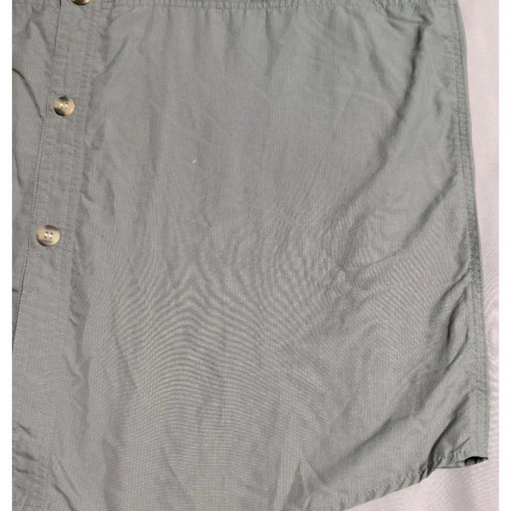 The North Face Summit Series Shirt Mens M Gray Vented Fishing Hiking Outdoor